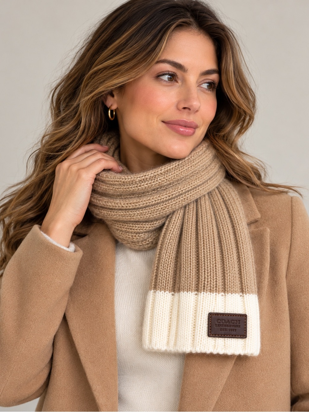 Coach Lambswool Cashmere Angora Blend Scarf Leather Patch Beige Cream Ribbed